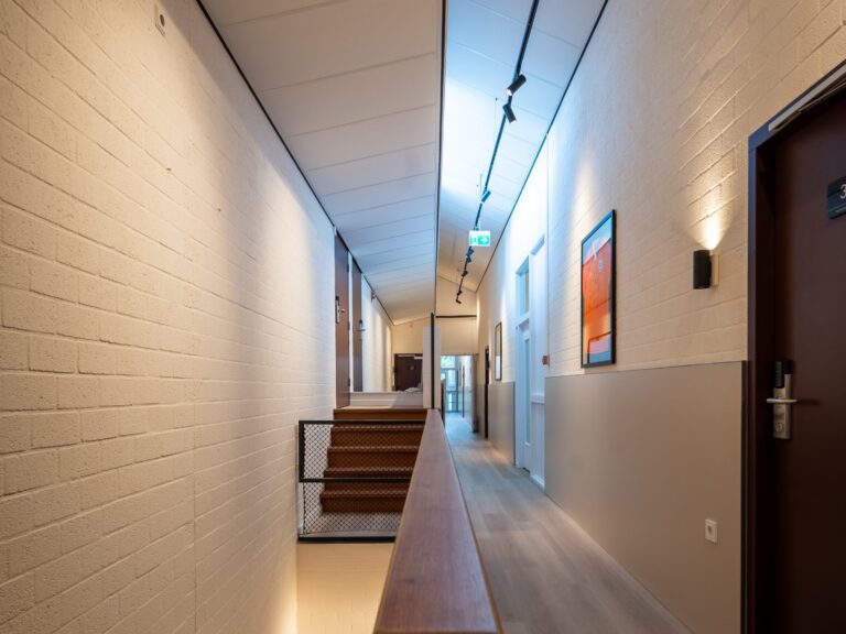 BakovicArchitects_Fletcher_Hoenderloo_Corridor_view_01